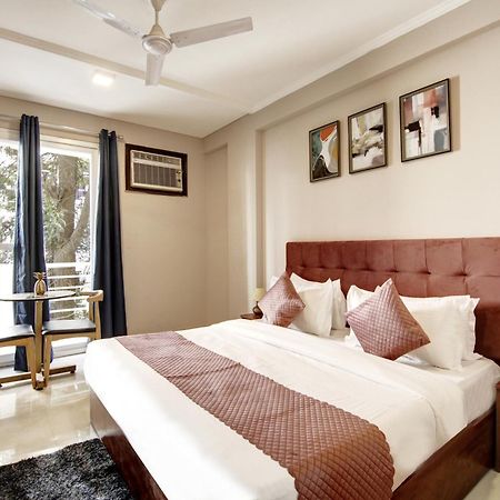 Limewood Stay - Executive Huda City Center Gurgaon Exterior foto