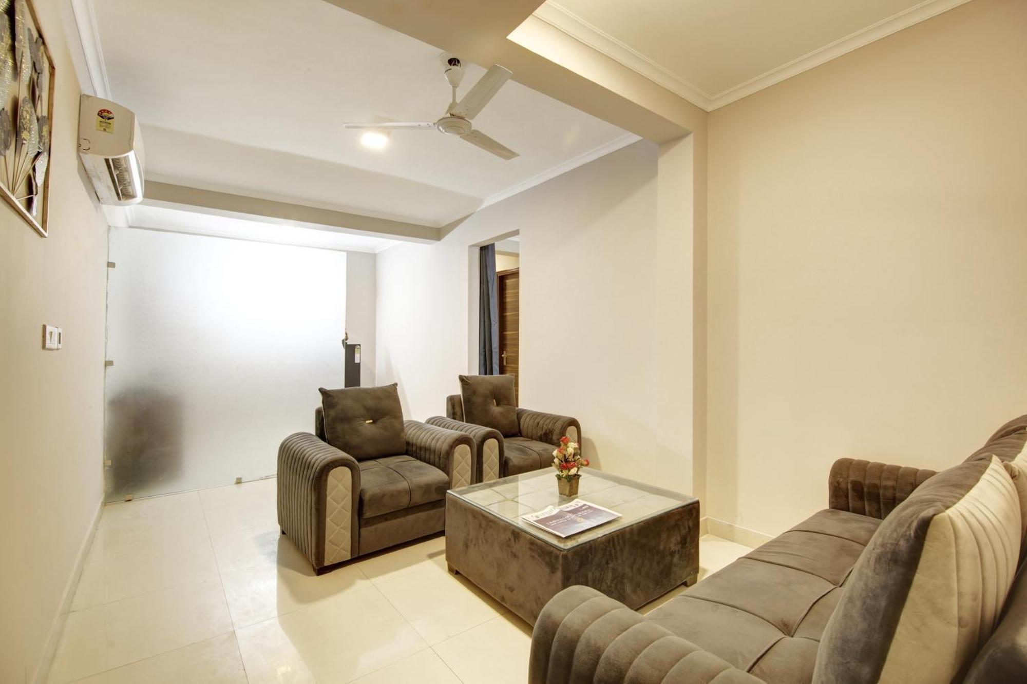 Limewood Stay - Executive Huda City Center Gurgaon Exterior foto