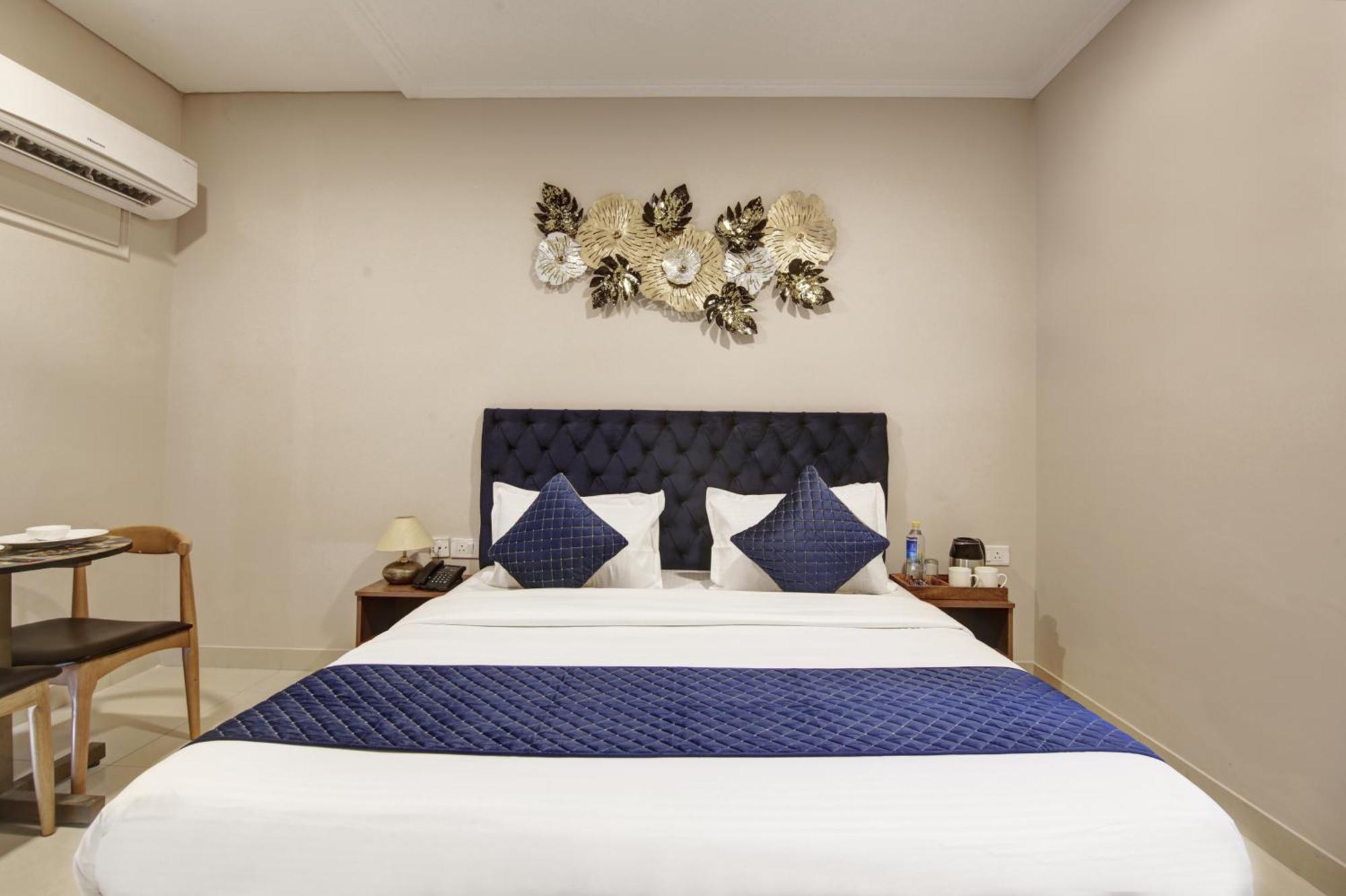 Limewood Stay - Executive Huda City Center Gurgaon Exterior foto