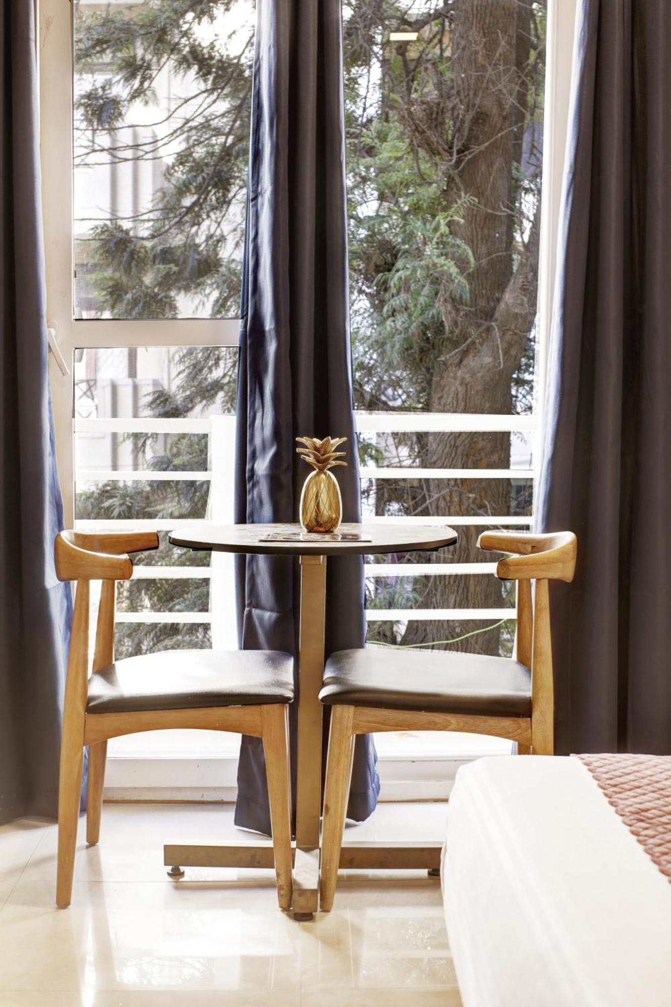 Limewood Stay - Executive Huda City Center Gurgaon Exterior foto